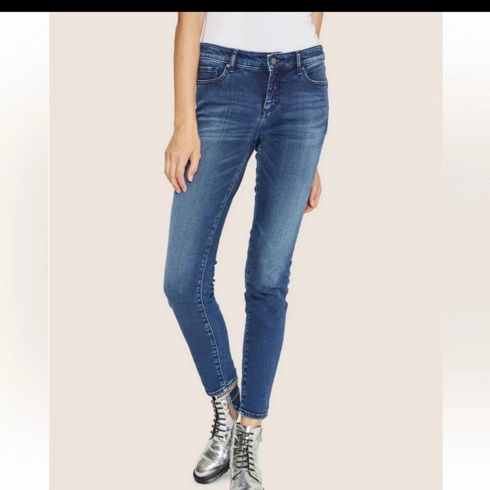 Armani Exchange Made In Italy J01 Women Mid Rise Skinny Jeans Size 30R NEW
